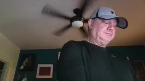 Snapshot of billjames55 chatting on April 2026 01:56:02 PM billjames55 online show from April 2026 01:56:02 PM