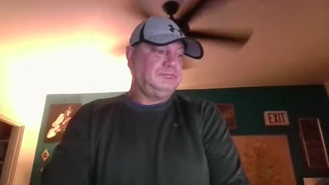 Snapshot of billjames55 chatting on May 2026 11:39:02 AM billjames55 online show from May 2026 11:39:02 AM