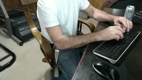 Snapshot of billy471 chatting on December 2024 10:28:01 PM billy471 online show from December 2024 10:28:01 PM