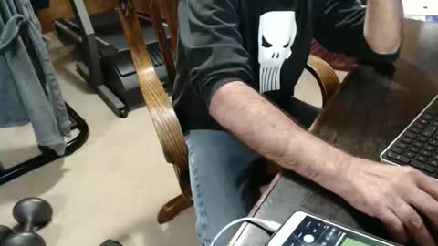 billy471 online show from April 2026 10:37:02 PM