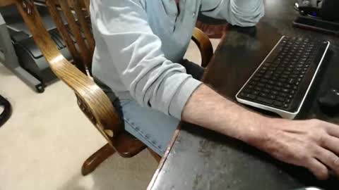 billy471 online show from April 2026 11:29:02 PM