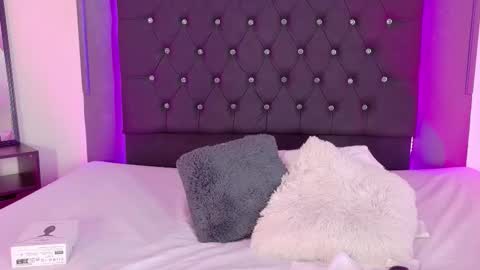 Billie online show from October 2025 08:21:02 PM