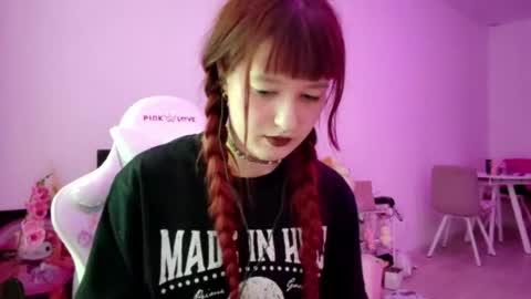 Bella online show from April 2026 08:37:01 PM