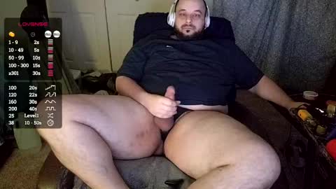 Snapshot of binkanator33 chatting on May 2026 02:10:01 PM johnnydepth333 online show from May 2026 02:10:01 PM