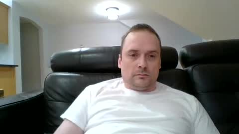 bird8888 online show from October 2025 08:17:02 PM