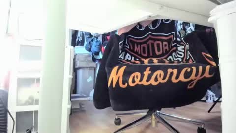 bisexualjay online show from September 2025 12:54:01 PM