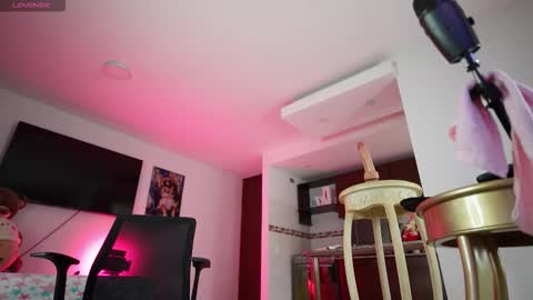 bitchysalome online show from October 2025 01:31:01 PM