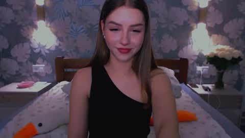 Snapshot of bitter__peach chatting on April 2026 05:33:02 PM Margo online show from April 2026 05:33:02 PM