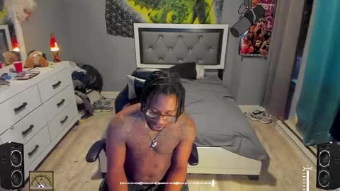 Plant Base Streamers From Pennsylvania online show from March 2025 11:44:02 PM