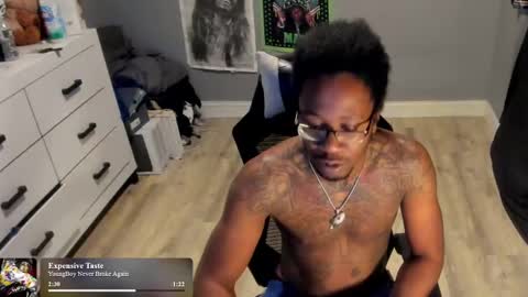 Plant Base Streamers From Pennsylvania online show from October 2025 10:55:02 PM