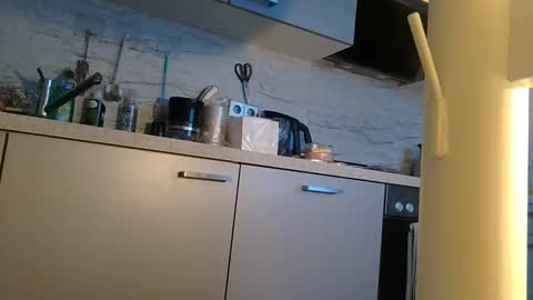 Manuel online show from November 2025 07:18:01 AM