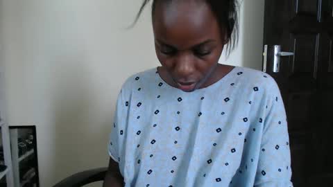Snapshot of black_ghodess chatting on December 2024 10:47:01 AM black ghodess online show from December 2024 10:47:01 AM
