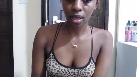 Snapshot of black_ghodess chatting on January 2025 03:31:02 PM black ghodess online show from January 2025 03:31:02 PM