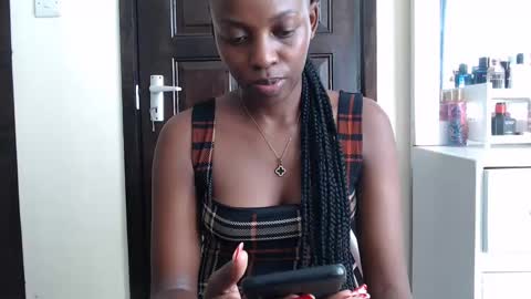 Snapshot of black_ghodess chatting on January 2025 12:29:02 PM black ghodess online show from January 2025 12:29:02 PM