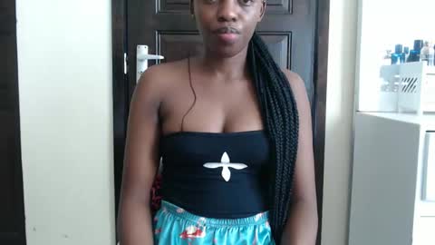 Snapshot of black_ghodess chatting on February 2025 06:29:02 AM black ghodess online show from February 2025 06:29:02 AM