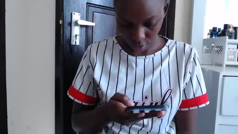 Snapshot of black_ghodess chatting on February 2025 10:07:02 AM black ghodess online show from February 2025 10:07:02 AM