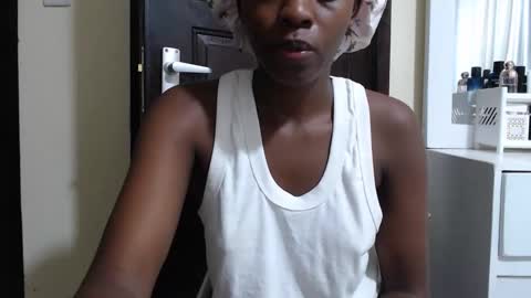 Snapshot of black_ghodess chatting on March 2025 02:46:02 AM black ghodess online show from March 2025 02:46:02 AM