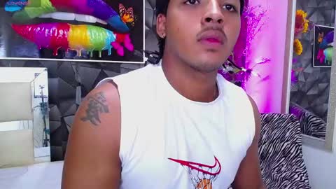 black_king_241 online show from January 2025 08:04:01 PM