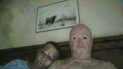 Snapshot of black_n_white4 chatting on December 2024 11:06:02 PM black_n_white4 online show from December 2024 11:06:02 PM