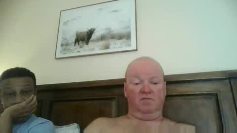 Snapshot of black_n_white4 chatting on January 2025 10:46:02 PM black_n_white4 online show from January 2025 10:46:02 PM