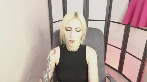Snapshot of black_orchides chatting on July 2026 08:32:01 AM Emily online show from July 2026 08:32:01 AM