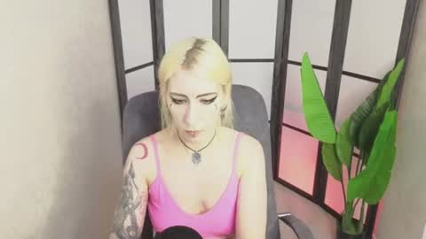 Snapshot of black_orchides chatting on July 2026 10:52:02 AM Emily online show from July 2026 10:52:02 AM