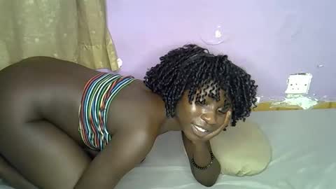 black_queeni online show from November 2025 10:23:01 PM