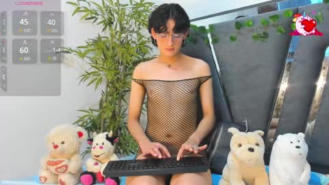 Snapshot of black_rose02 chatting on February 2025 11:51:02 AM B L A C K R O S E online show from February 2025 11:51:02 AM