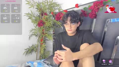 Snapshot of black_rose02 chatting on March 2025 02:43:02 PM B L A C K R O S E online show from March 2025 02:43:02 PM