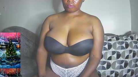 black_sexyfish online show from March 2025 10:38:01 PM