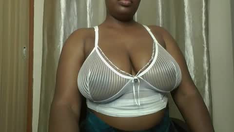 black_sexyfish online show from February 2026 12:03:01 AM