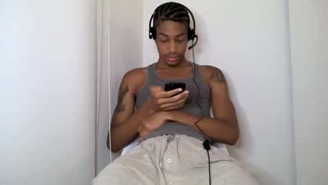 BlackBullTitus online show from October 2025 02:40:02 AM