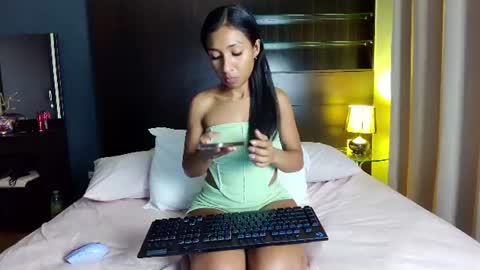 Snapshot of blackd0ll chatting on June 2026 01:53:02 PM Angye online show from June 2026 01:53:02 PM