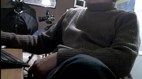 blackdwhite online show from November 2025 10:31:01 PM
