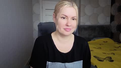 Snapshot of blackeyes11 chatting on May 2026 04:42:01 AM blackeyes11 online show from May 2026 04:42:01 AM