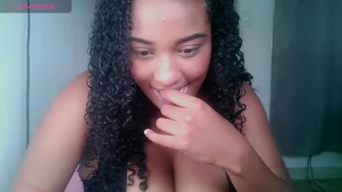 Shophie White online show from July 2026 01:18:02 PM