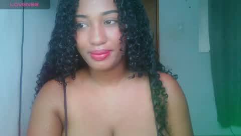 Shophie White online show from July 2026 01:04:02 PM