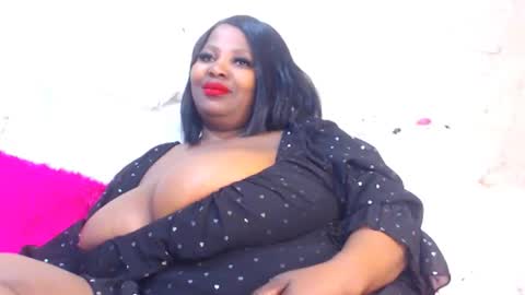 blackladyqx82 online show from June 2026 09:41:01 PM