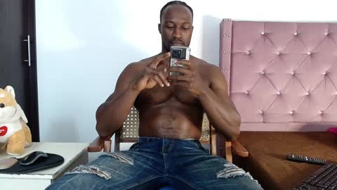 Twtter 1MikeBeckford            Onlyfns beckfordmike online show from December 2024 02:46:02 AM