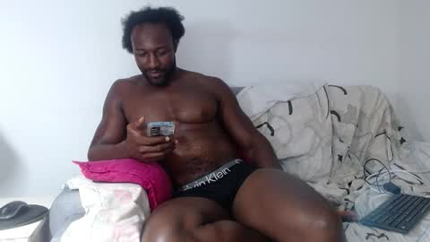 Twtter 1MikeBeckford            Onlyfns beckfordmike online show from February 2026 05:11:02 AM