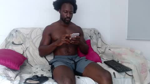 Twtter 1MikeBeckford            Onlyfns beckfordmike online show from February 2026 11:18:01 AM