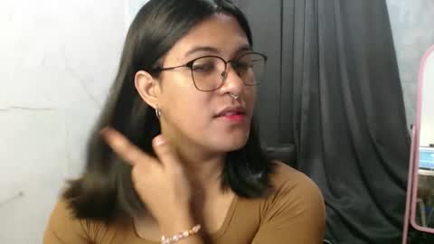 Snapshot of blackpinayts chatting on September 2025 06:24:01 PM Ellez online show from September 2025 06:24:01 PM