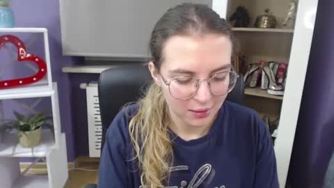 Z O E Y online show from December 2024 05:57:02 AM