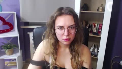 Z O E Y online show from January 2025 05:36:02 AM