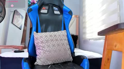 Snapshot of blacksex_boy chatting on October 2025 06:29:01 PM Marlon online show from October 2025 06:29:01 PM