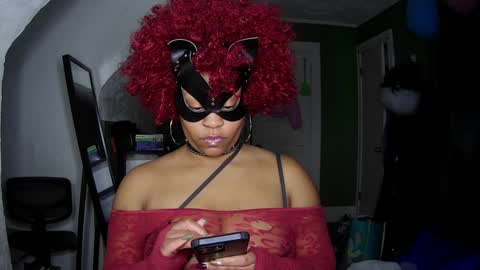 Queen Siren online show from December 2024 11:18:02 AM