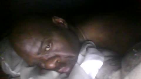 Snapshot of blackteddybear chatting on June 2026 07:10:01 AM blackteddybear online show from June 2026 07:10:01 AM