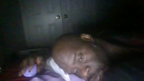 Snapshot of blackteddybear chatting on June 2026 07:33:02 AM blackteddybear online show from June 2026 07:33:02 AM