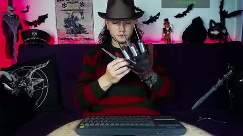 Dave online show from October 2025 06:37:01 PM