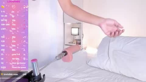 Snapshot of blackywhiite chatting on November 2025 05:09:01 AM GRACE online show from November 2025 05:09:01 AM